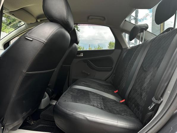 Ford Focus II Рестайлинг с пробегом 2010 года, цена 600 000 рублей, 180797 км, седан, Автокод Объявления