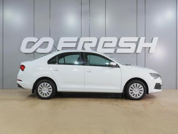 Skoda Rapid II с пробегом 2021 года, цена 1 449 000 рублей, 98728 км, лифтбек, Автокод Объявления