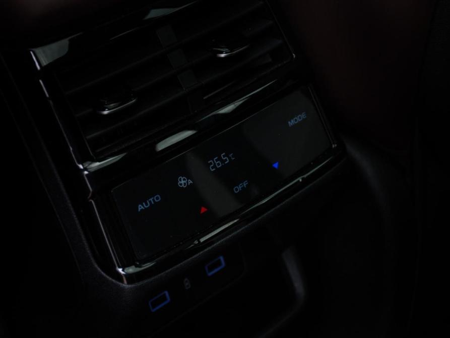Geely Monjaro I Москва  - изображение 16