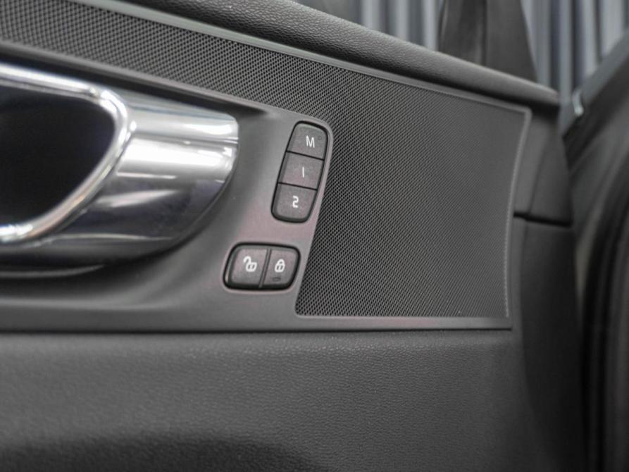 Volvo XC60 II Тюмень  - изображение 26
