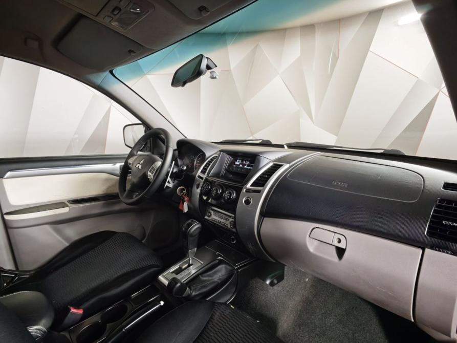 Mitsubishi Pajero Sport II Москва  - изображение 11