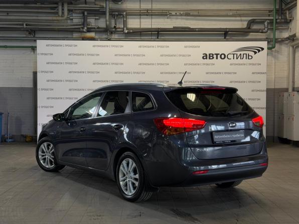 Kia Ceed II с пробегом 2014 года, цена 1 049 000 рублей, 178000 км, универсал, Автокод Объявления