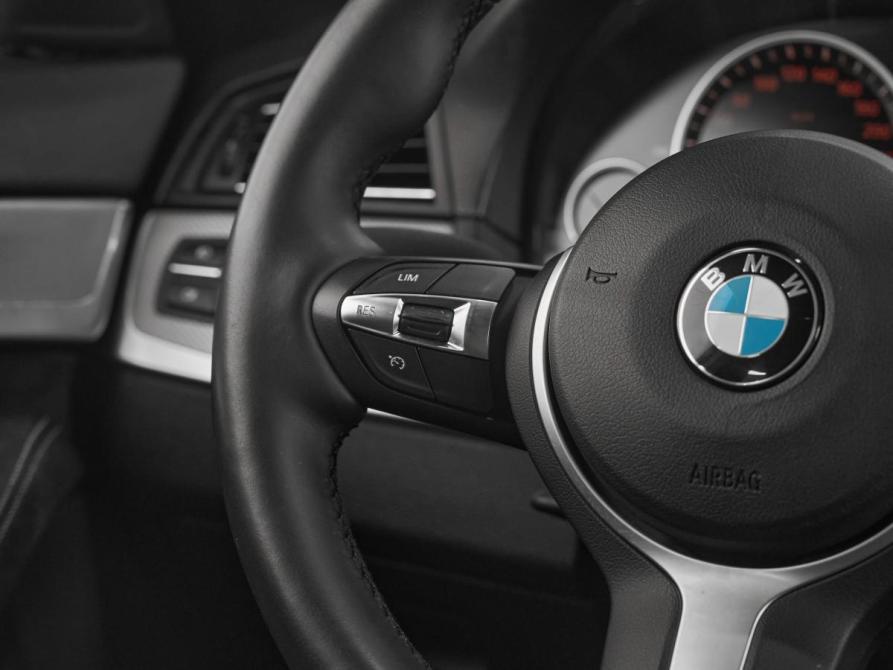 BMW 5 серии VI (F10/F11/F07) Рестайлинг Москва  - изображение 11