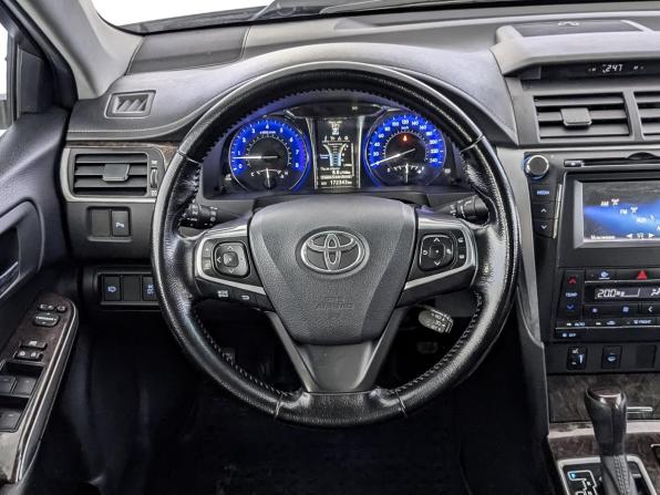Toyota Camry VII (XV50) Рестайлинг с пробегом 2016 года, цена 2 095 000 рублей, 172500 км, седан, Автокод Объявления
