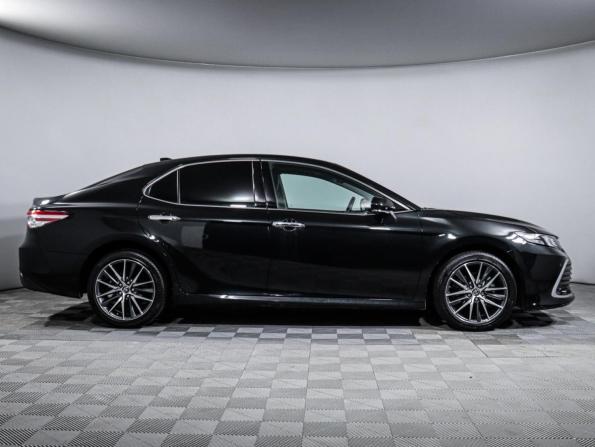 Toyota Camry VIII (XV70) Рестайлинг с пробегом 2023 года, цена 3 790 000 рублей, 24500 км, седан, Автокод Объявления