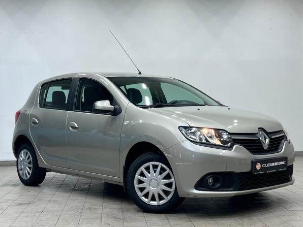 Renault Sandero II с пробегом 2018 года, цена 899 000 рублей, 44000 км, хэтчбек, Автокод Объявления
