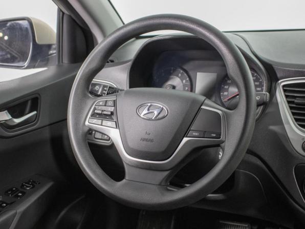 Hyundai Solaris II Рестайлинг с пробегом 2020 года, цена 1 354 000 рублей, 85284 км, седан, Автокод Объявления