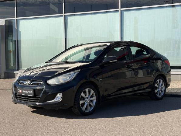 Hyundai Solaris I с пробегом 2013 года, цена 555 000 рублей, 210000 км, седан, Автокод Объявления