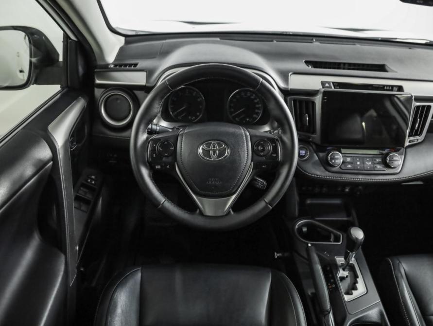 Toyota RAV4 IV (XA40) Рестайлинг Санкт-Петербург  - изображение 12