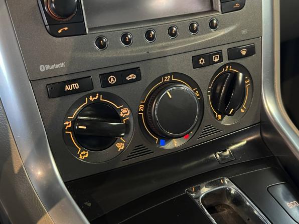 Opel Antara I Рестайлинг с пробегом 2013 года, цена 1 090 000 рублей, 170795 км, внедорожник, Автокод Объявления