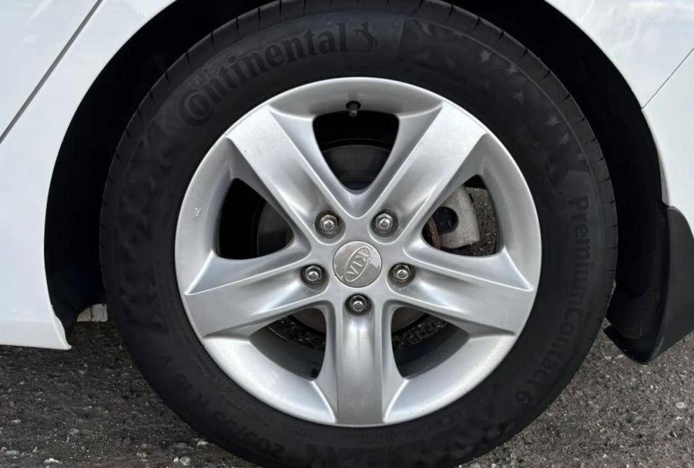 Hyundai Elantra V (MD) Киров  - изображение 32