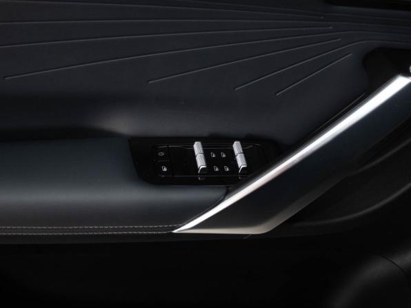 Geely Atlas II с пробегом 2024 года, цена 2 850 000 рублей, 30115 км, внедорожник, Автокод Объявления
