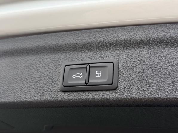 Audi Q3 II (F3) с пробегом 2026 года, цена 3 850 000 рублей, 25 км, внедорожник, Автокод Объявления