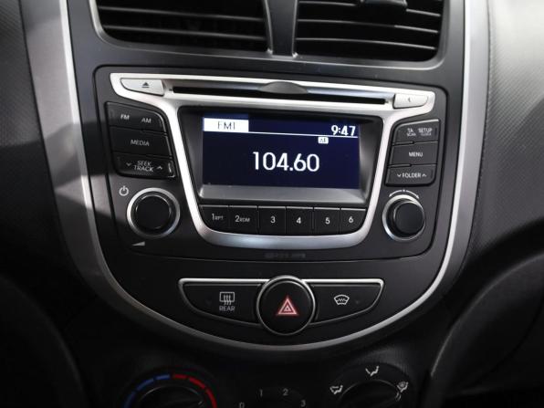 Hyundai Solaris I Рестайлинг с пробегом 2015 года, цена 1 189 000 рублей, 119137 км, седан, Автокод Объявления