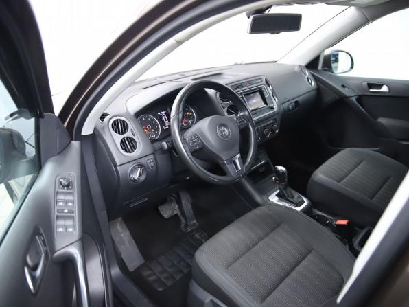 Volkswagen Tiguan I Рестайлинг с пробегом 2016 года, цена 1 730 000 рублей, 131451 км, внедорожник, Автокод Объявления