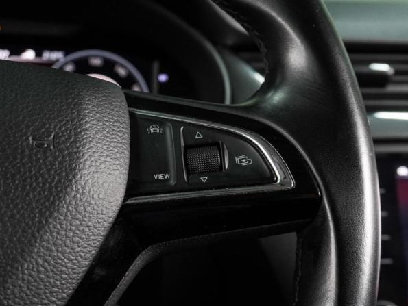 Skoda Octavia III (A7) Рестайлинг с пробегом 2018 года, цена 2 149 000 рублей, 155277 км, лифтбек, Автокод Объявления