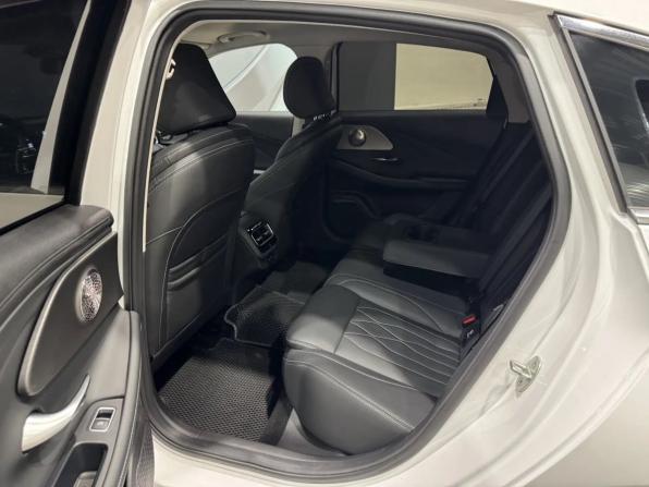 Chery Arrizo 8 с пробегом 2024 года, цена 2 145 000 рублей, 22101 км, седан, Автокод Объявления