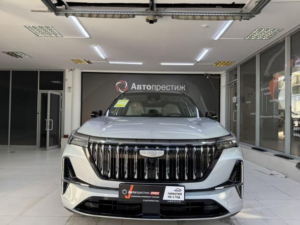 Geely Atlas II с пробегом 2025 года, цена 2 770 000 рублей, 35 км, внедорожник, Автокод Объявления