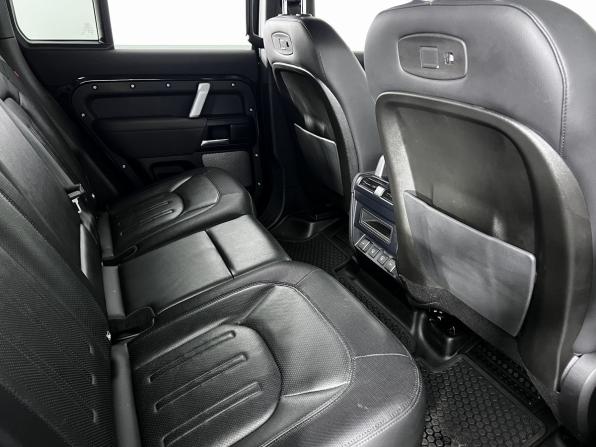 Land Rover Defender II с пробегом 2020 года, цена 4 699 000 рублей, 90365 км, внедорожник, Автокод Объявления