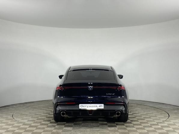 Changan UNI-V I с пробегом 2023 года, цена 2 100 000 рублей, 62733 км, лифтбек, Автокод Объявления
