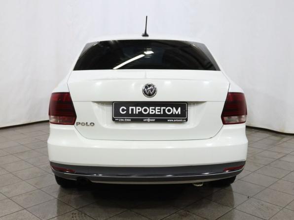 Volkswagen Polo V Рестайлинг с пробегом 2019 года, цена 530 000 рублей, 304324 км, седан, Автокод Объявления