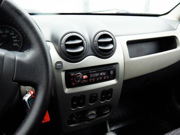 Renault Sandero I с пробегом 2011 года, цена 549 000 рублей, 172500 км, хэтчбек, Автокод Объявления