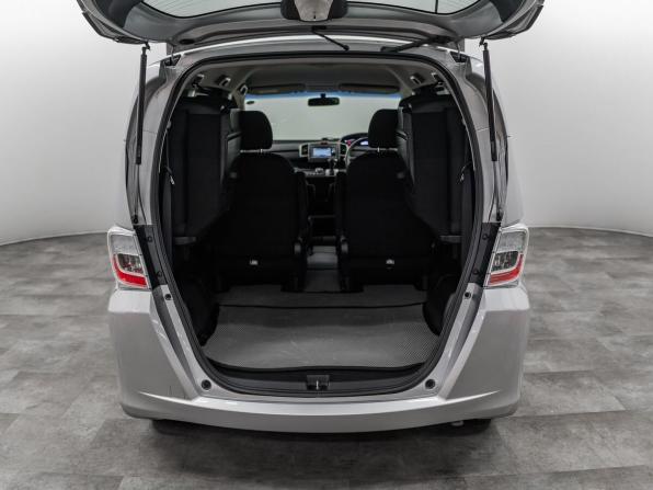 Honda Freed I Рестайлинг с пробегом 2012 года, цена 1 055 000 рублей, 176273 км, компактвэн, Автокод Объявления