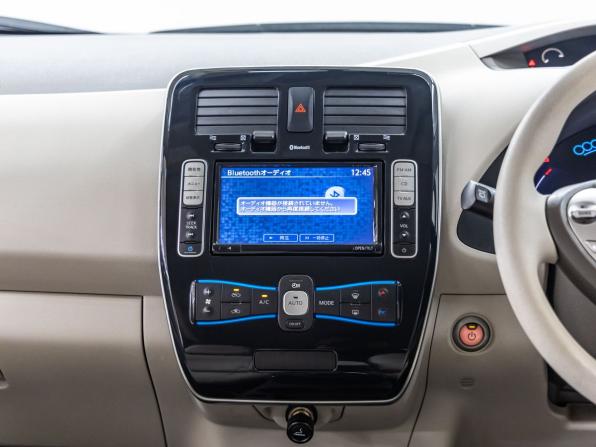 Nissan Leaf I (ZE0/AZE0) с пробегом 2011 года, цена 523 000 рублей, 157212 км, хэтчбек, Автокод Объявления