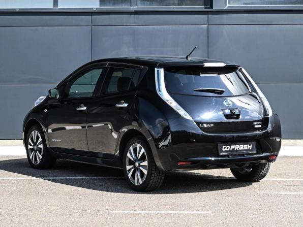 Nissan Leaf I (ZE0/AZE0) с пробегом 2017 года, цена 1 378 000 рублей, 98649 км, хэтчбек, Автокод Объявления