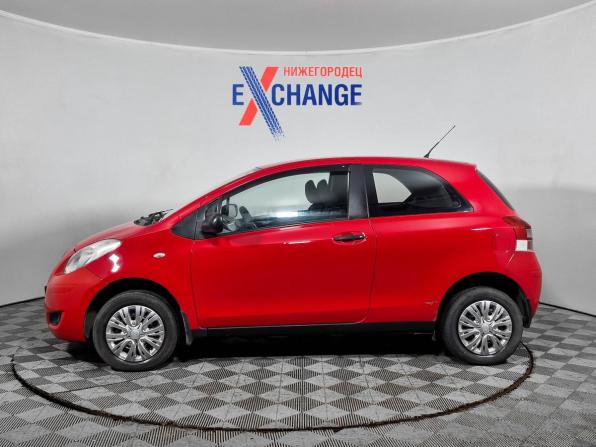 Toyota Yaris II Рестайлинг с пробегом 2010 года, цена 549 000 рублей, 136909 км, хэтчбек, Автокод Объявления