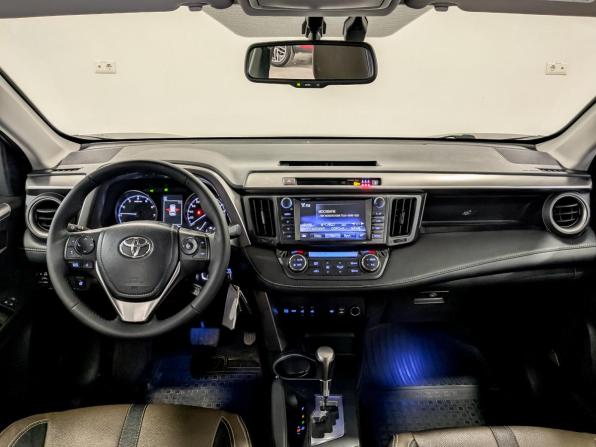 Toyota RAV4 IV (XA40) Рестайлинг с пробегом 2017 года, цена 2 240 000 рублей, 134953 км, внедорожник, Автокод Объявления