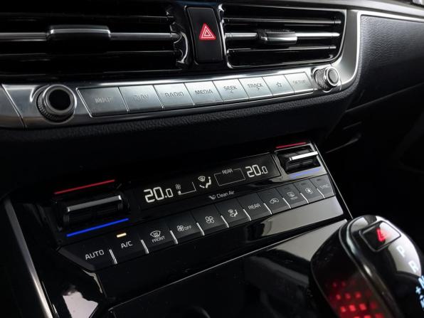 Kia Mohave I Рестайлинг 2 с пробегом 2020 года, цена 4 755 000 рублей, 57998 км, внедорожник, Автокод Объявления