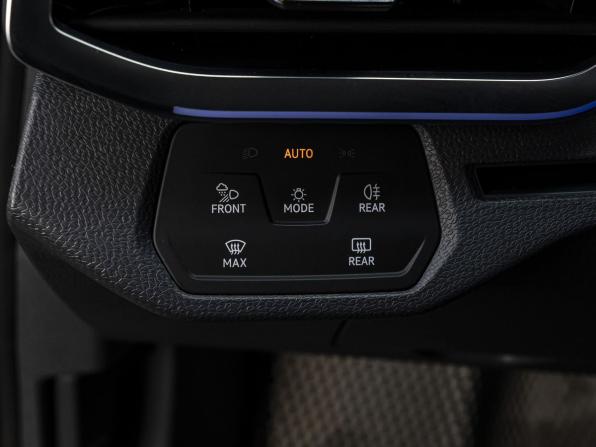Volkswagen ID.4 с пробегом 2023 года, цена 3 649 000 рублей, 20996 км, внедорожник, Автокод Объявления