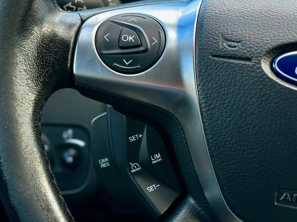 Ford Kuga II с пробегом 2015 года, цена 1 219 000 рублей, 196543 км, внедорожник, Автокод Объявления
