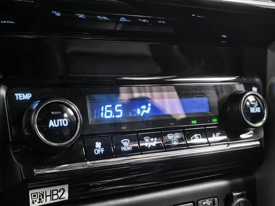 Toyota Fortuner II Москва  - изображение 18