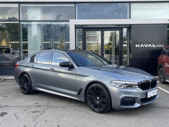 BMW 5 серии VII (G30/G31/G38) с пробегом 2019 года, цена 4 599 000 рублей, 93739 км, седан, Автокод Объявления