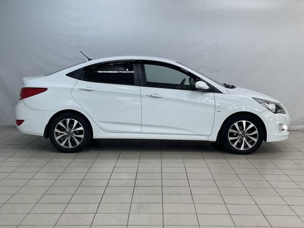 Hyundai Solaris I Рестайлинг с пробегом 2016 года, цена 1 020 000 рублей, 178747 км, седан, Автокод Объявления