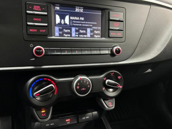 Kia Rio IV Рестайлинг с пробегом 2021 года, цена 1 418 000 рублей, 83197 км, седан, Автокод Объявления