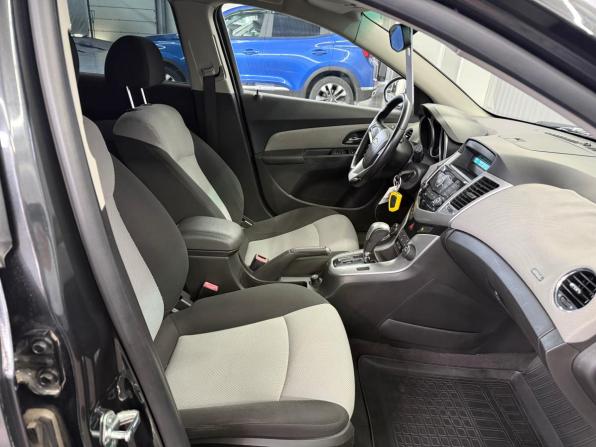 Chevrolet Cruze I с пробегом 2012 года, цена 827 000 рублей, 98376 км, хэтчбек, Автокод Объявления
