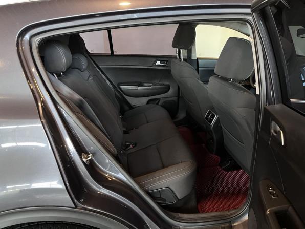 Kia Sportage IV с пробегом 2018 года, цена 2 043 000 рублей, 121771 км, внедорожник, Автокод Объявления