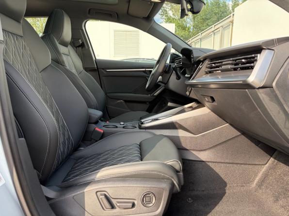 Audi A3 IV (8Y) Рестайлинг с пробегом 2025 года, цена 3 972 000 рублей, 41 км, хэтчбек, Автокод Объявления