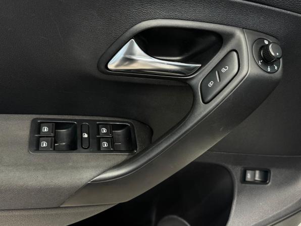 Volkswagen Polo V с пробегом 2012 года, цена 790 000 рублей, 161263 км, седан, Автокод Объявления