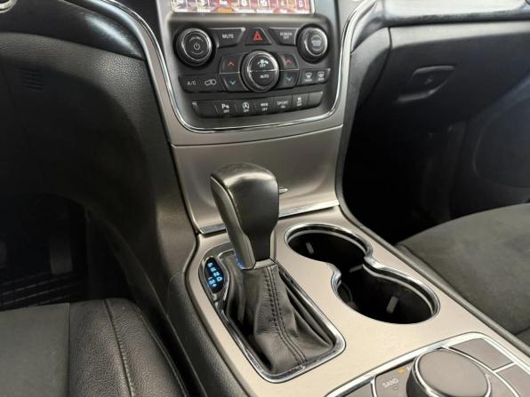 Jeep Grand Cherokee IV (WK2) Рестайлинг с пробегом 2018 года, цена 2 690 000 рублей, 200869 км, внедорожник, Автокод Объявления