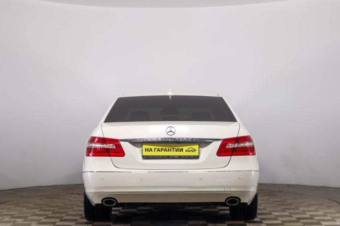 Mercedes-Benz E-Класс IV (W212 S212 C207) с пробегом 2012 года, цена 1 999 000 рублей, 240368 км, седан, Автокод Объявления