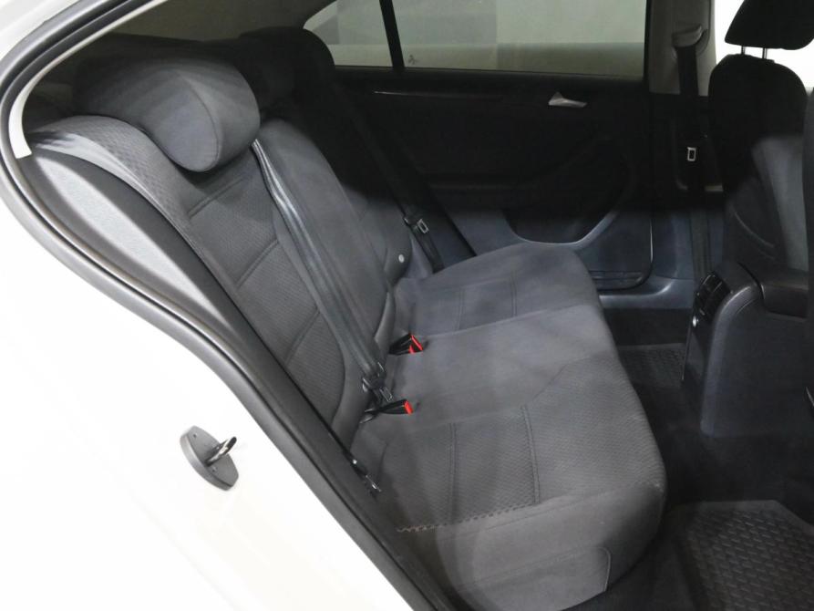 Volkswagen Jetta VI Екатеринбург  - изображение 11