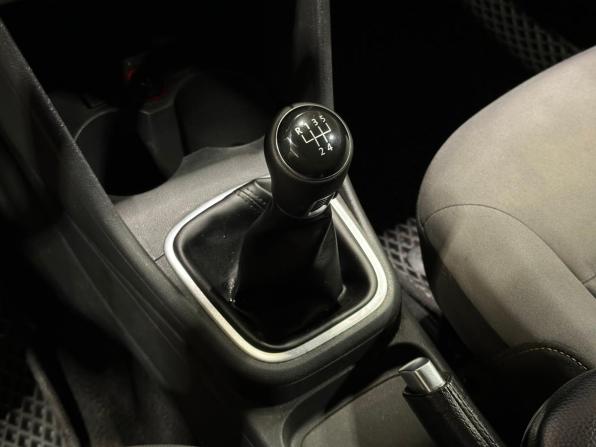 Volkswagen Polo V Рестайлинг с пробегом 2016 года, цена 900 000 рублей, 217367 км, седан, Автокод Объявления