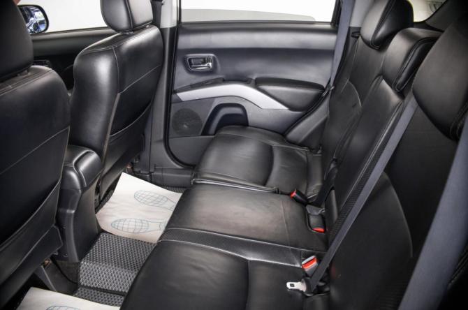 Mitsubishi Outlander II с пробегом 2008 года, цена 939 000 рублей, 252000 км, внедорожник, Автокод Объявления