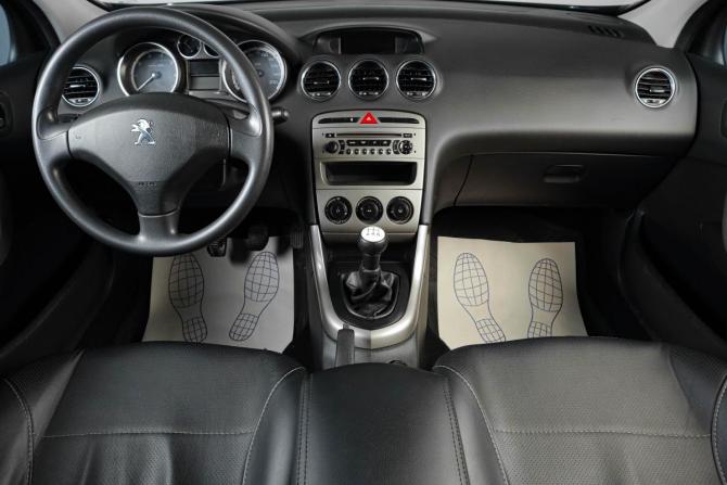 Peugeot 308 I Рестайлинг с пробегом 2011 года, цена 529 000 рублей, 146000 км, хэтчбек, Автокод Объявления