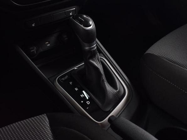 Hyundai Solaris II Рестайлинг с пробегом 2021 года, цена 1 499 999 рублей, 38068 км, седан, Автокод Объявления