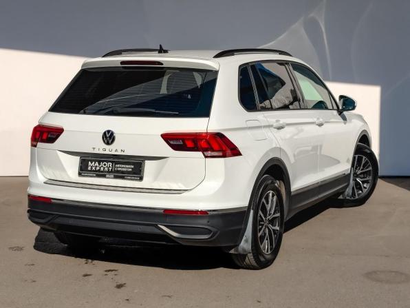 Volkswagen Tiguan II Рестайлинг с пробегом 2021 года, цена 2 545 000 рублей, 79435 км, внедорожник, Автокод Объявления